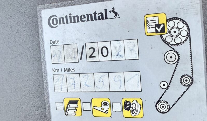 
								Hyundai i30 1.6 full									