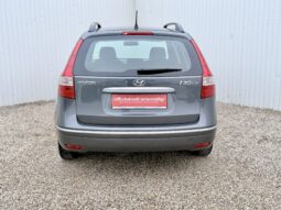 
										Hyundai i30 1.6 full									