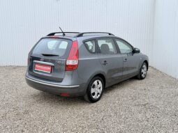 
										Hyundai i30 1.6 full									