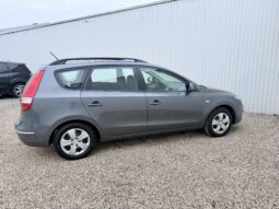 
										Hyundai i30 1.6 full									