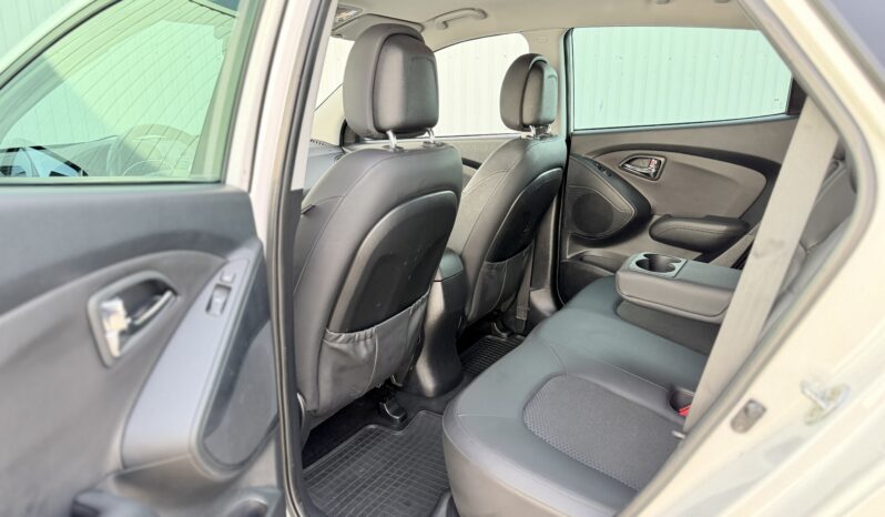 
								Hyundai ix35 2.0 CRDi Premium AWD full									