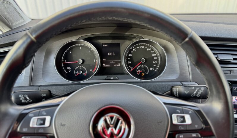 
								Volkswagen Golf VI 1.6 TDI BMT full									