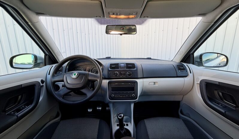 
								Skoda Fabia 1.6 TDI Scout full									