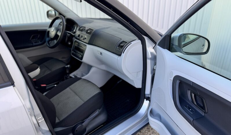 
								Skoda Fabia 1.6 TDI Scout full									