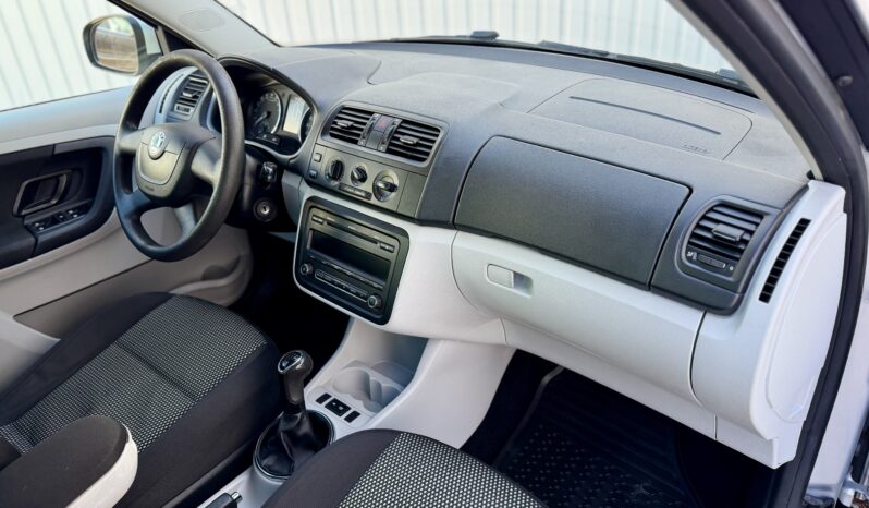 
								Skoda Fabia 1.6 TDI Scout full									