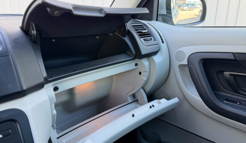 
								Skoda Fabia 1.6 TDI Scout full									