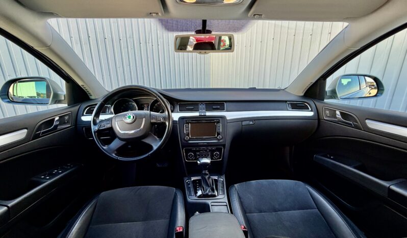 
								Skoda Superb 2.0 TDI Elegance full									