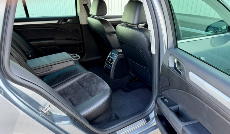 
								Skoda Superb 2.0 TDI Elegance full									