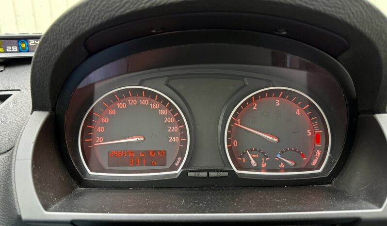 
								BMW xDrive 18d E83 full									