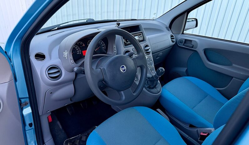 
								Fiat Panda 1.3 JTD Active full									
