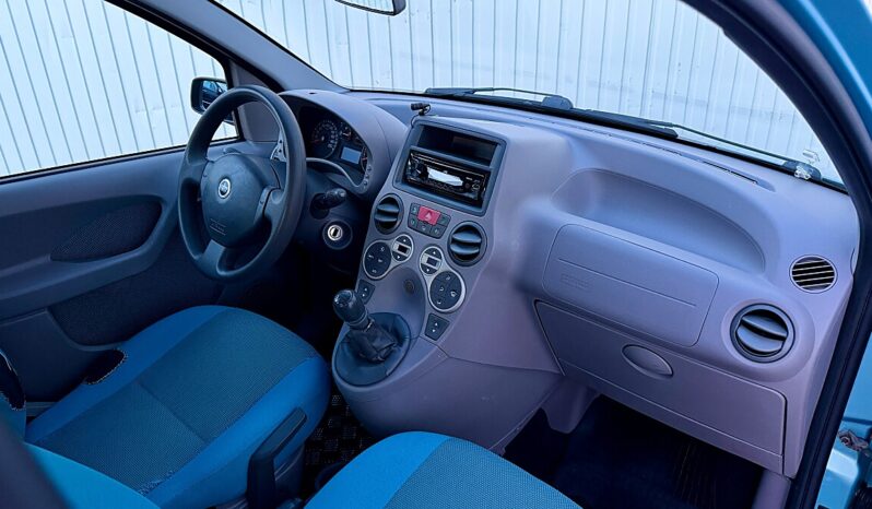 
								Fiat Panda 1.3 JTD Active full									