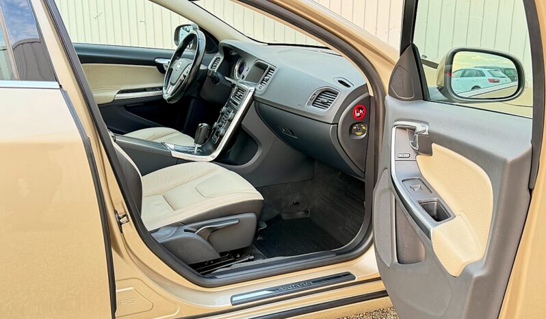 
								 Volvo S60 1.6 T4 Summum full									