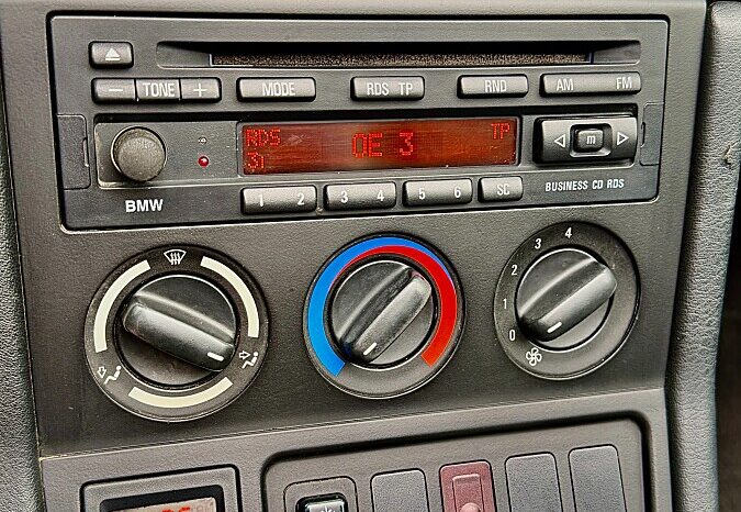 
								BMW Z3 1,8 full									