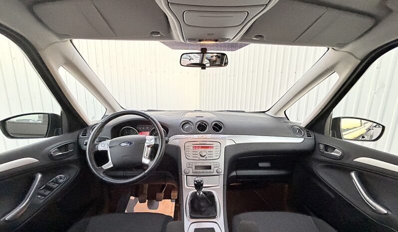 
								Ford Galaxy 2.0 TDCi Trend full									